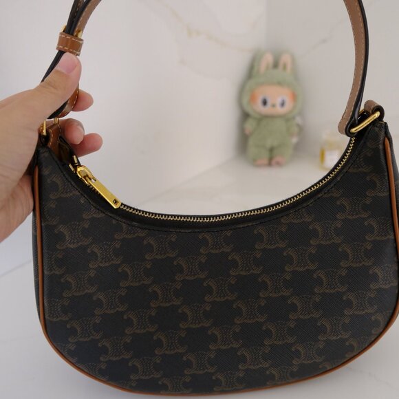 CELINE Ava bag in Triomphe canvas and calfskin - Picture 1 of 3